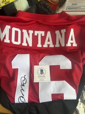 Joe Montana Signed Red Football Jersey #16
